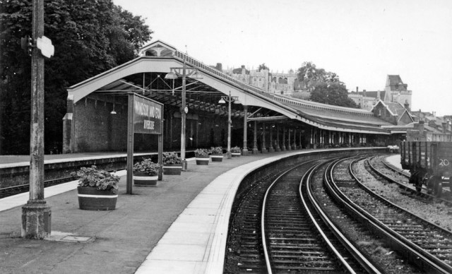 riverside%20station%20platforms%20900