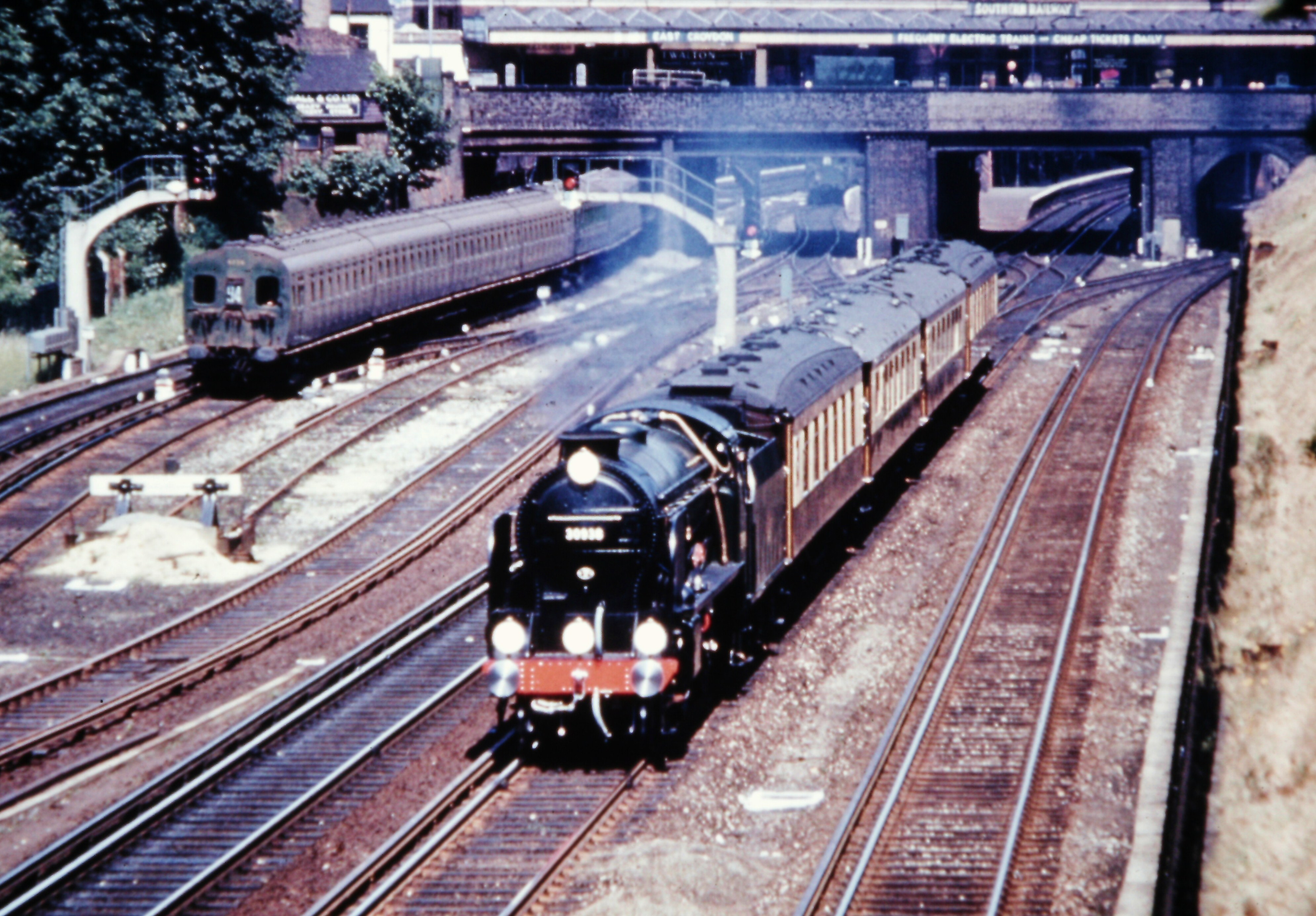 16186687976_64ef5774e0_o